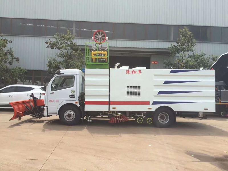 东风多功能洗扫车 东风多功能洗扫车